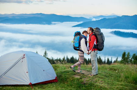 Wie Camping unsere Gemeinschaft stärkt: Persönliche Erfahrungen aus deutschen Campingplätzen