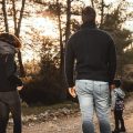 Camping mit Kleinkindern: Schlafmanagement und Organisation im Familienzelt