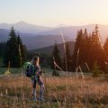 Minimalistisch unterwegs: Die perfekte Packliste für Ultraleicht-Camping