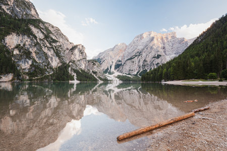 Unentdeckte Campingparadiese: Die schönsten Naturcampingplätze in Bayern