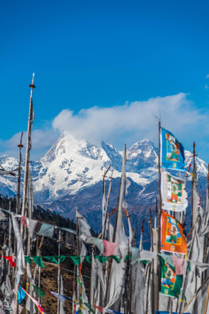 Langzeitcamping: Überwintern oder einen ganzen Sommer in den Alpen verbringen
