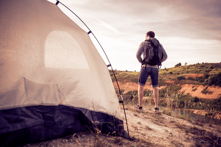 Schlafsack oder Decke: Vor- und Nachteile für Camping in Deutschland