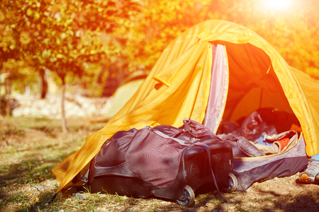 CO₂-Bilanz unterwegs ermitteln: Tools und Methoden für den Campingalltag