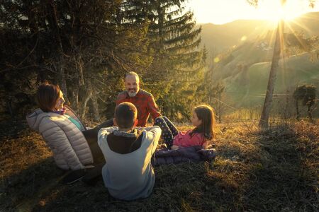 Vom Stress zur Entschleunigung: Wie mich Camping und meine Community verändert haben