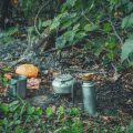 Minimalistisch oder luxuriös: Verschiedene Ansätze für die Ausstattung der Campingküche