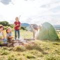 Regentage beim Camping: Indoor-Spielideen für die ganze Familie
